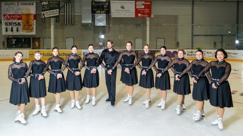 Gruppenfoto des Kaders der Blue Flames Höchstadt a. d. Aisch